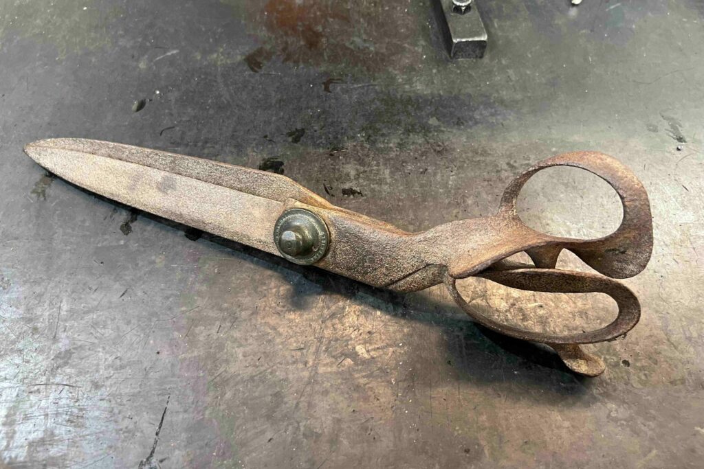 old Whiteley shears before restoration