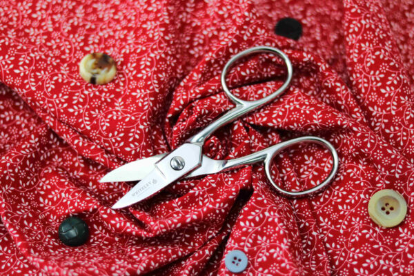 5.5" BUTTONHOLE SCISSORS