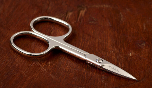 STRAIGHT NAIL SCISSORS